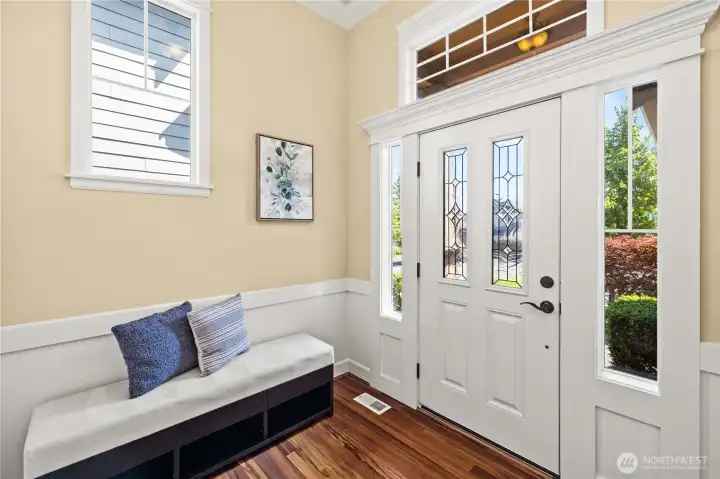 Light-drenched entry