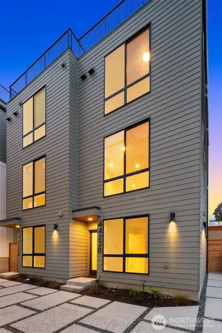 Photo of model home with similar layout