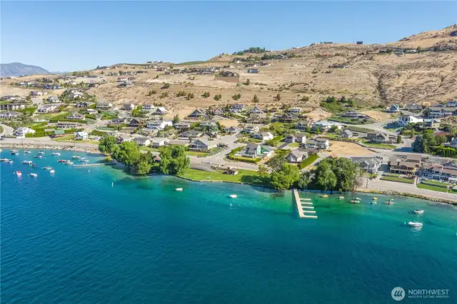 Docks, walk-in sandy beach, vollyball courts, and restrooms