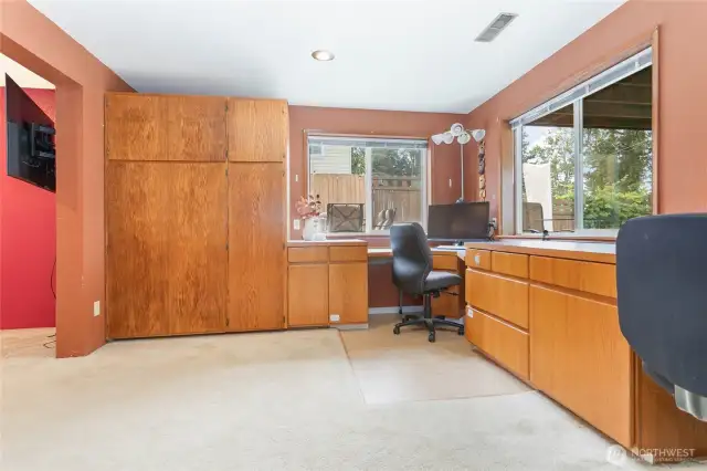 Office space off primary suite.