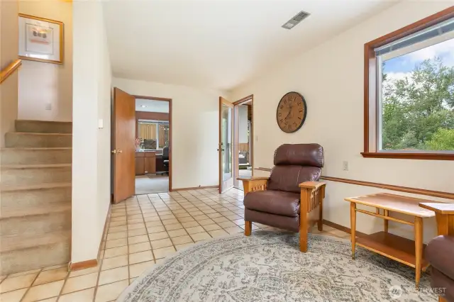 Lower level sitting room (laundry is to the left - not seen here).