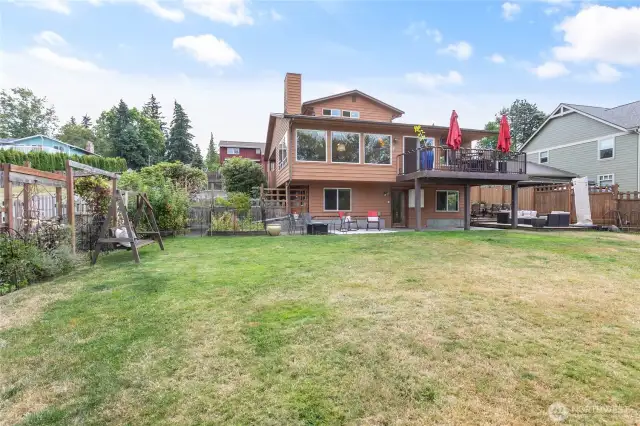 Lots of wonderful outdoor space!