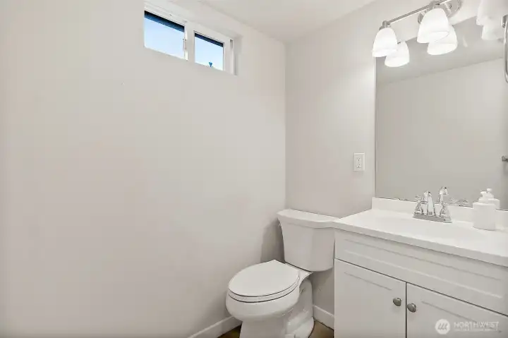 3/4 bath downstairs too!