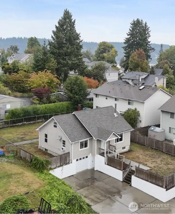 Great size lot!!