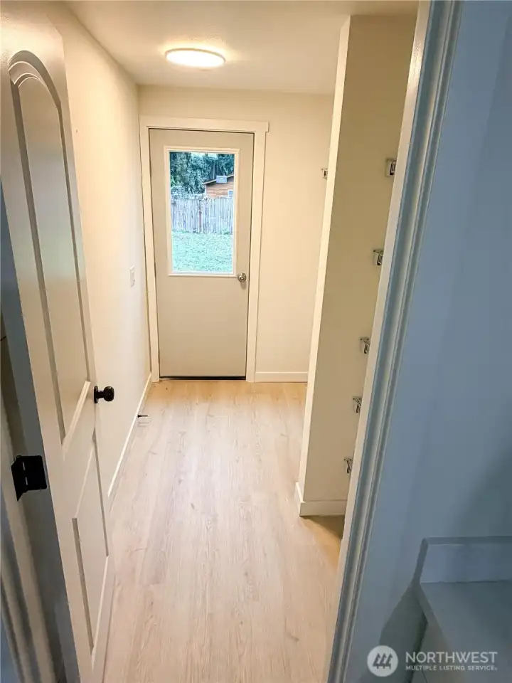 Washer/dry & Pantry shelves