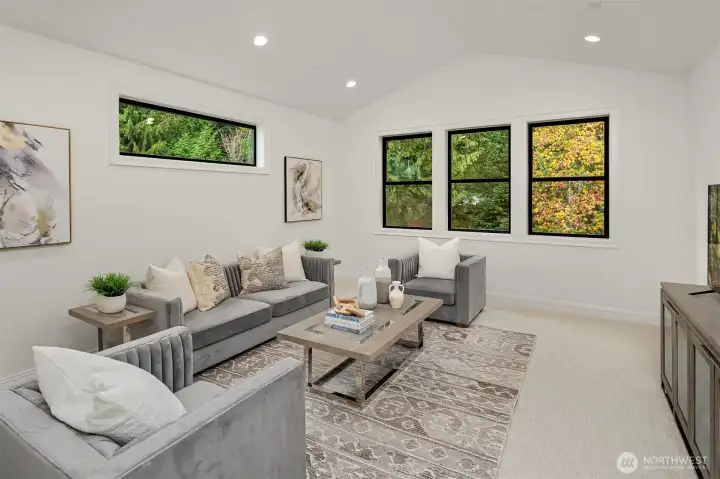 Flexible upper floor bonus room