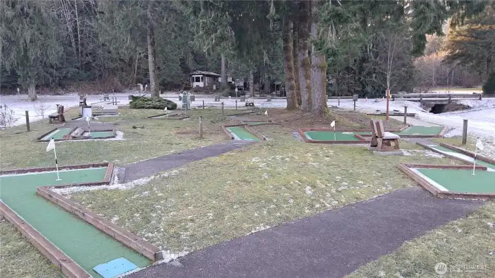 Lake Tyee Community Mini-golf