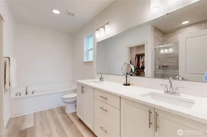 primary bedroom private bath