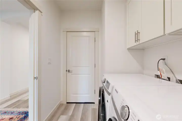 utility room-to garage