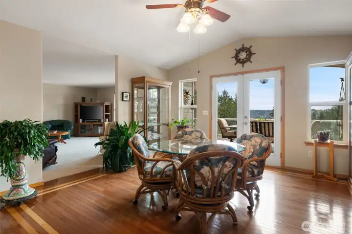 Easy access to the back deck!