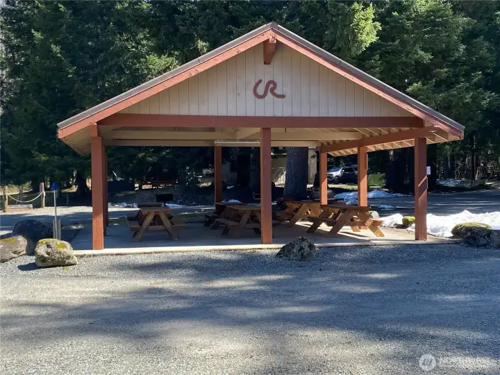 Community picnic and barbecue shelter—perfect for gatherings, outdoor meals, and enjoying time with friends and family. Community picnic and barbecue shelter—perfect for gatherings, outdoor meals, and enjoying time with friends and family.