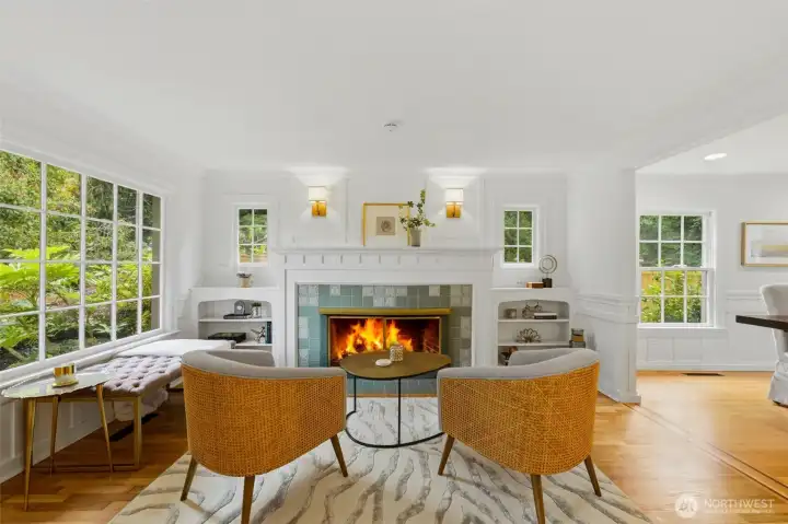 Sitting Area with Wood Fireplace Sitting Area with Wood Fireplace