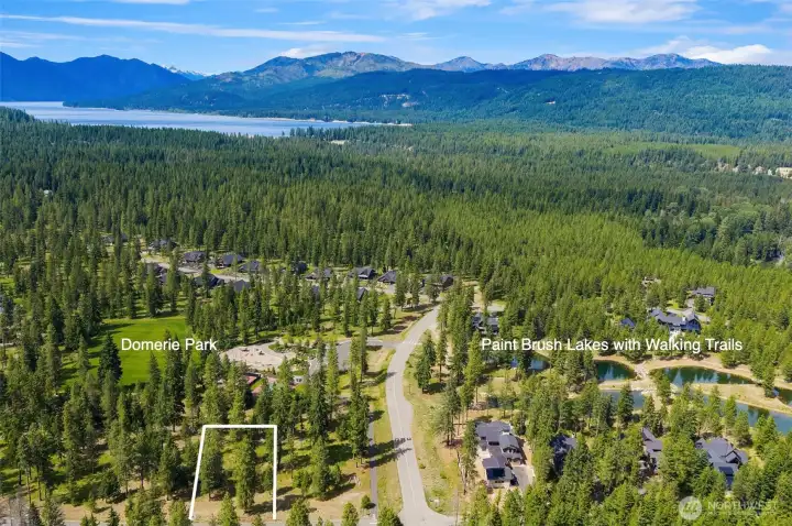 Great Location at Tumble Creek, level building lot ready with plans!
