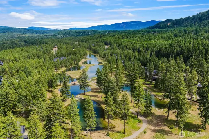 Paintbrush Lakes with walking trails nearby