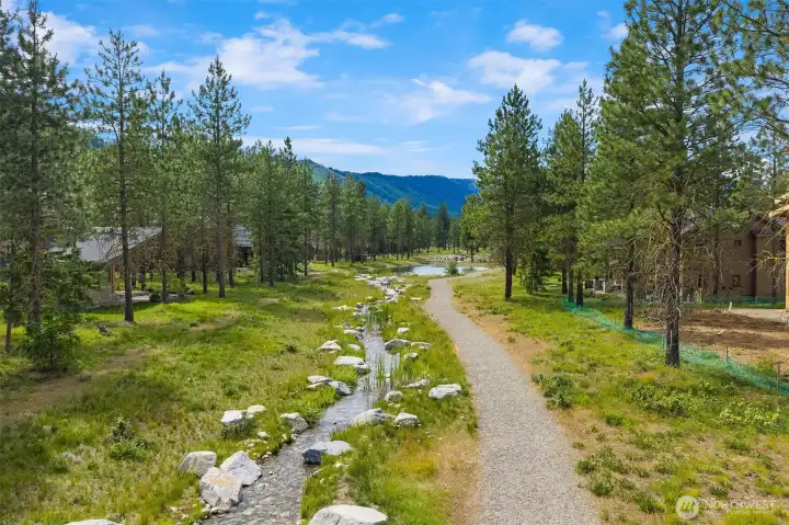 The Trail-head for Paintbrush Lakes is just across the street