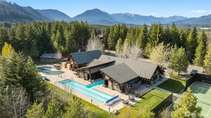 The Hill House at Tumble Creek offers swimming, tennis, fitness & more!