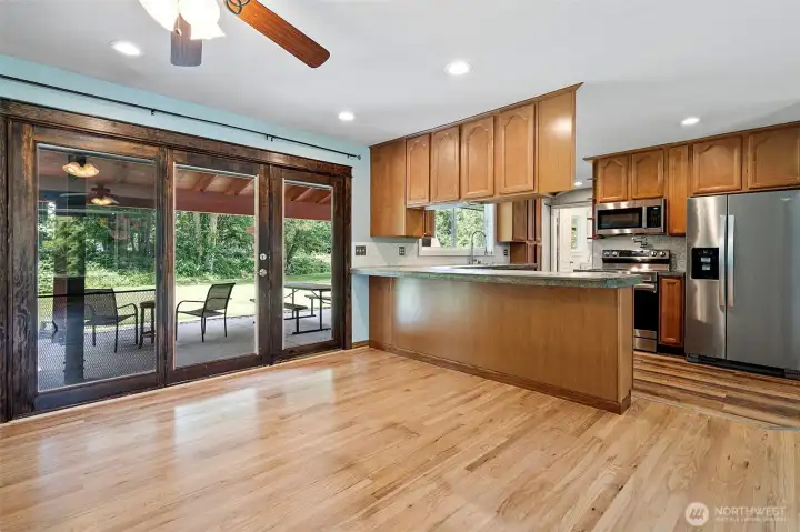 Patio doors open to covered patio. Patio doors open to covered patio.