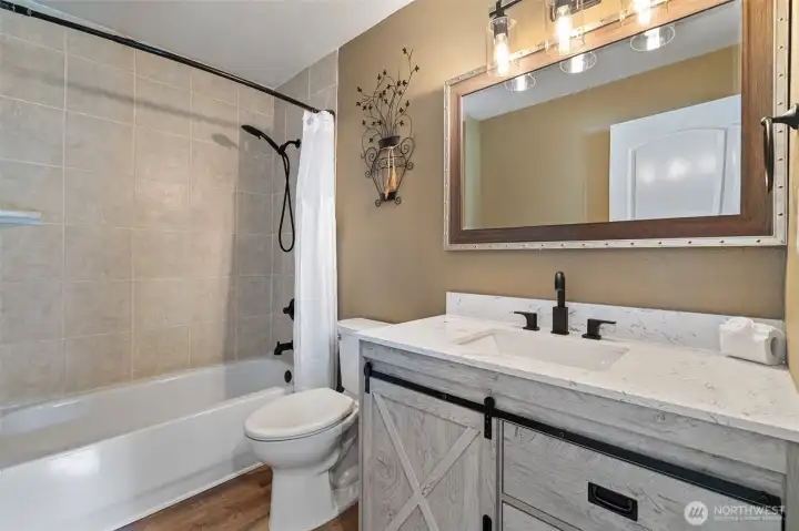 Guest Bathroom Guest Bathroom