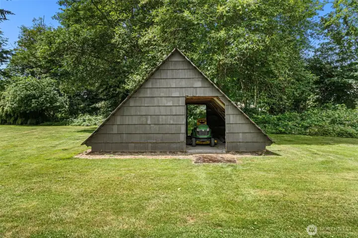 Large storage shed Large storage shed