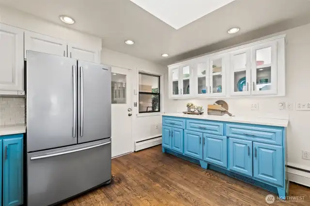 This beautiful kitchen with an abundance of storage awaits.