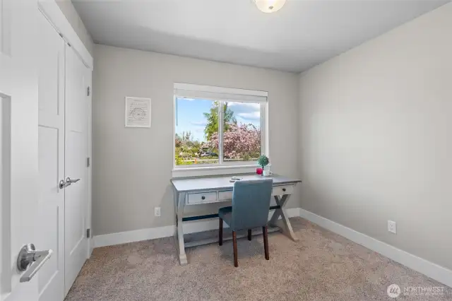 Another flexible bedroom. So many different uses.