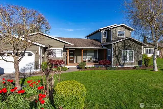 Beautiful landscaped yard