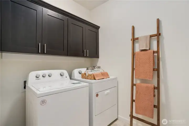 These photos feature the model home and do not represent the actual home that is currently for sale.