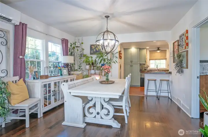 Spacious dining room surrounded by arches