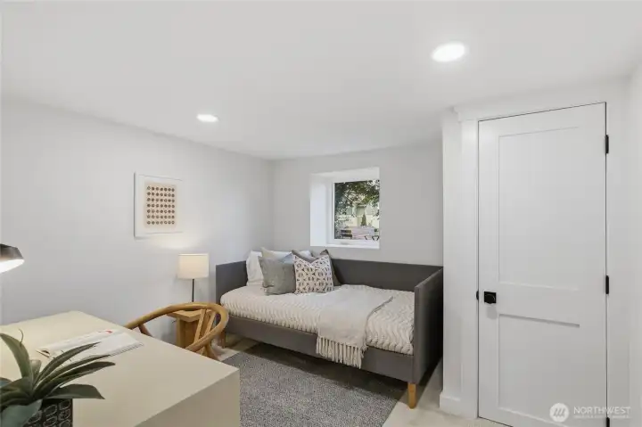 Downstairs Bedroom / Office