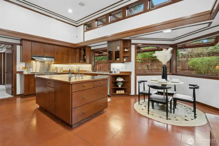 Chef’s island kitchen with high-end Wolf, Miele & Sub-Zero appliances