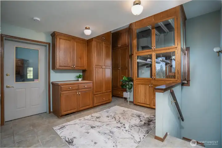 Garage mud room