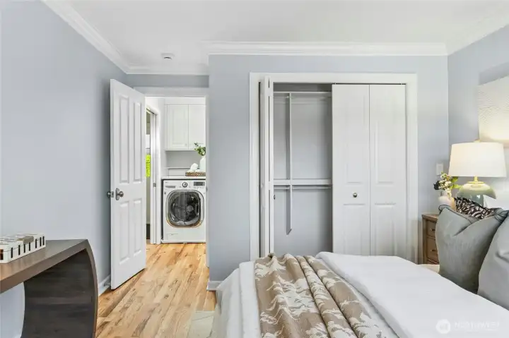 All closets have built-in systems ready to configure to your liking.