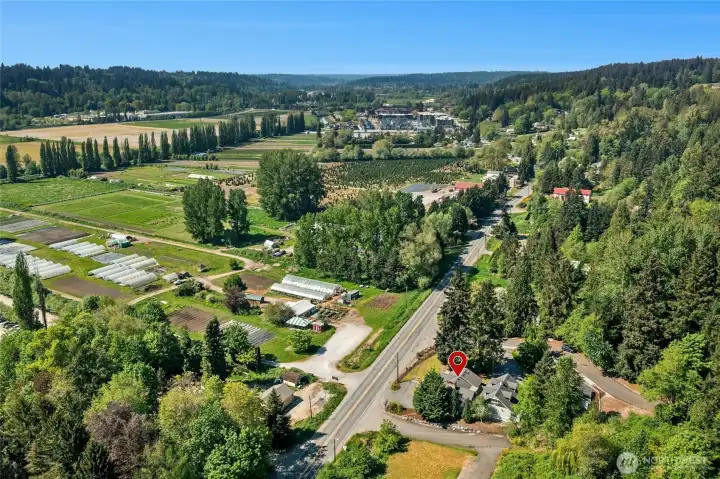 Be a part of the valley leading into the popular Woodinville Wine Country.
