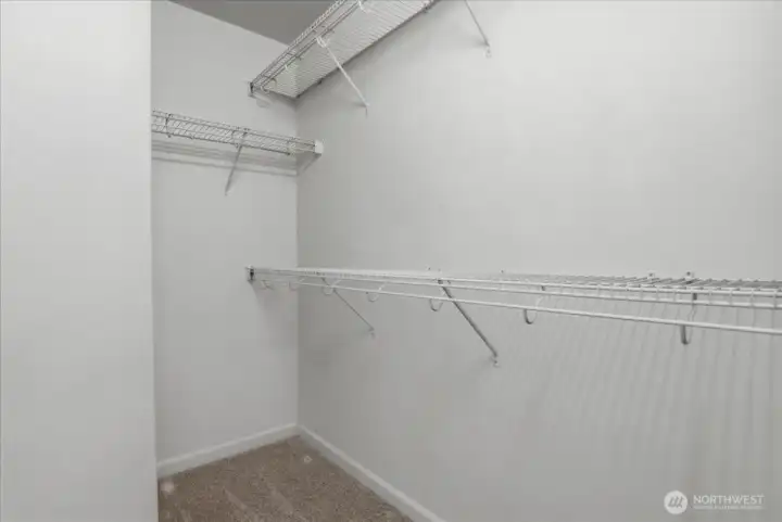walk-in closet walk-in closet
