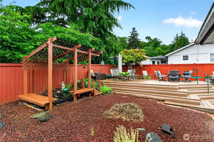 Another view of the deck and sideyard.