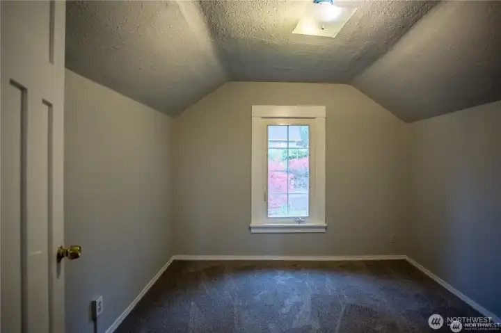 upstairs bedroom 2