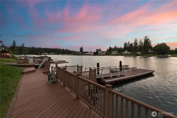 Private Dock and Swimming Platform Watch all of the Wildlife