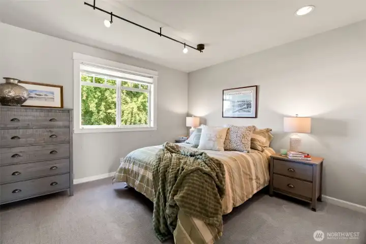 2nd Upstair Bedroom