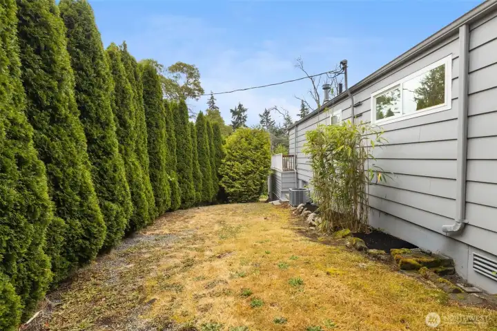 Extra Parking great for an RV or Boat Extra Parking great for an RV or Boat