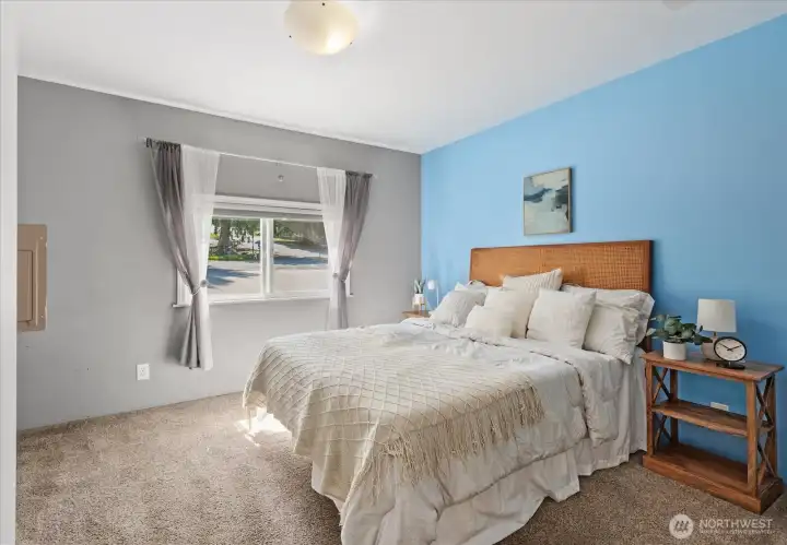 Unit 2: Main floor bedroom Unit 2: Main floor bedroom