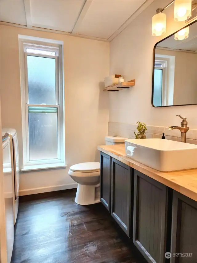 1/2 Bath downstairs shared with laundry room