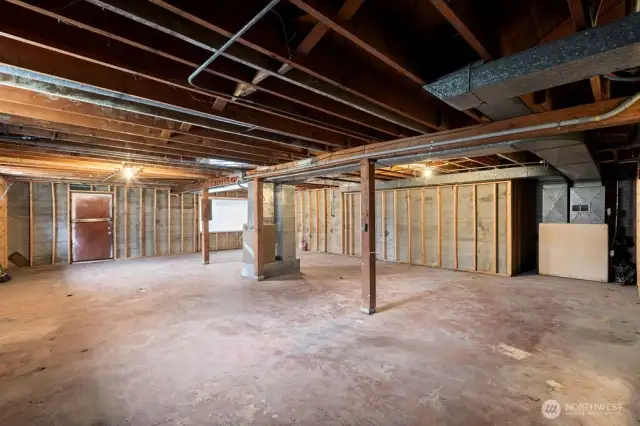 Partially finished basement with access from exterior