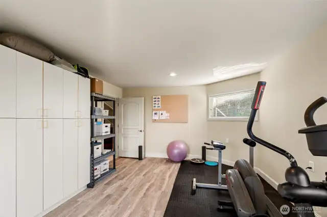 Workout room or office with private entrance.