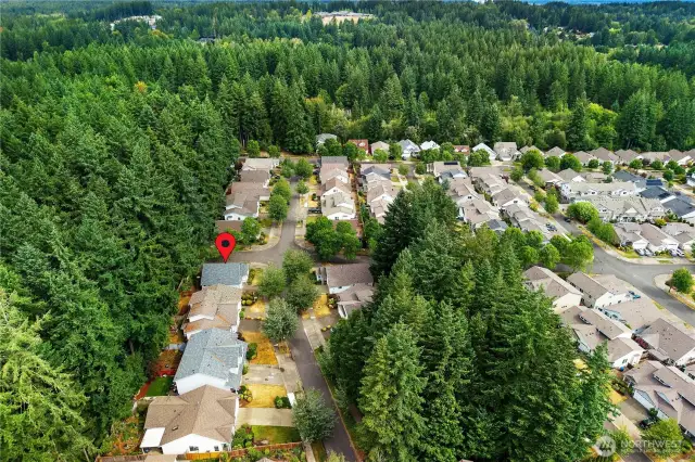 Grass Lakes is located on the west side of Olympia, close to restaurants, shops and medical facilities.
