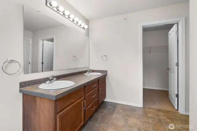 Great walk-in closet off the private bathroom.