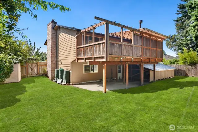 Full fenced in back yard