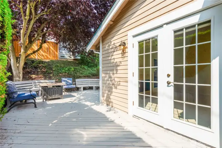 Side Deck