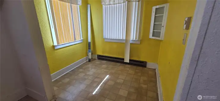 A large breakfast nook