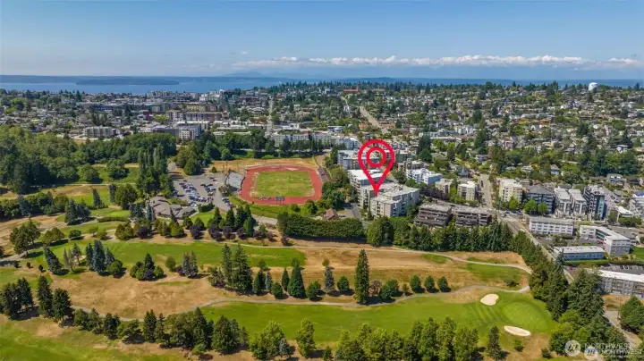 A fantastic West Seattle location convenient to parks, restaurants, shops, cafes and all that West Seattle has to offer.