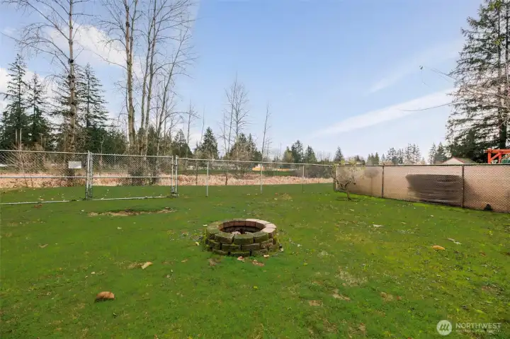 Fully Fenced back yard